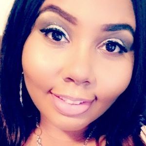 Meet your Posher, Whitney